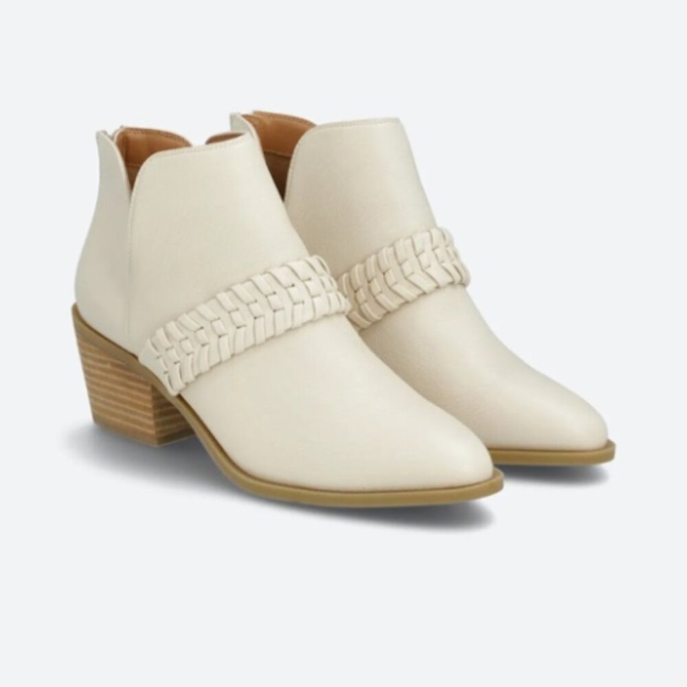 DV by Dolce Vita Women Ankle Booties Cream Leather Braided Strap – Size 6.5